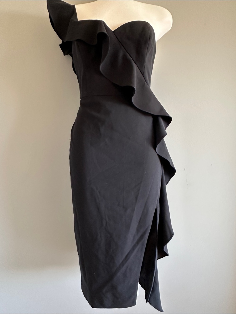Aidan Mattox Black One-Shoulder Ruffle Sheath Dress